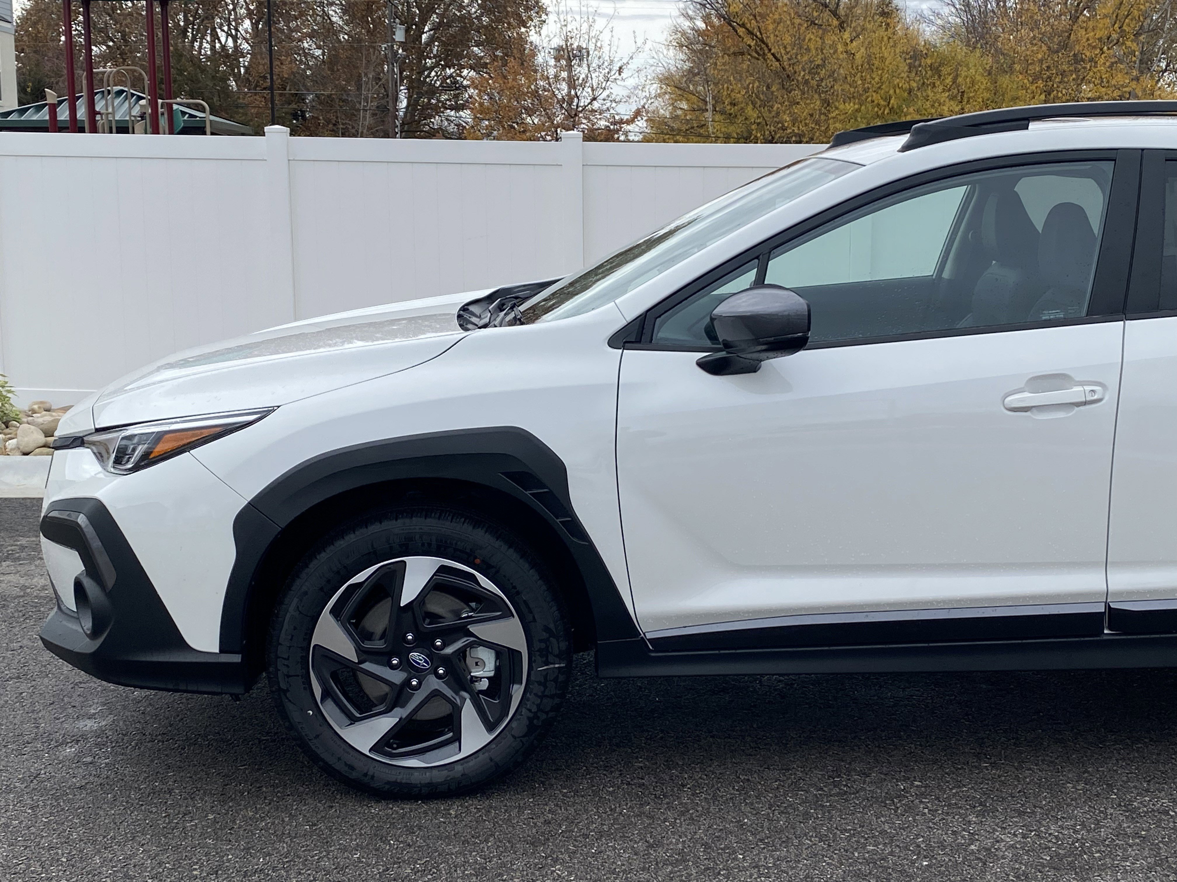 New 2025 Subaru Crosstrek 2.5i Limited w/ Crosstrek Mirror Package image 2