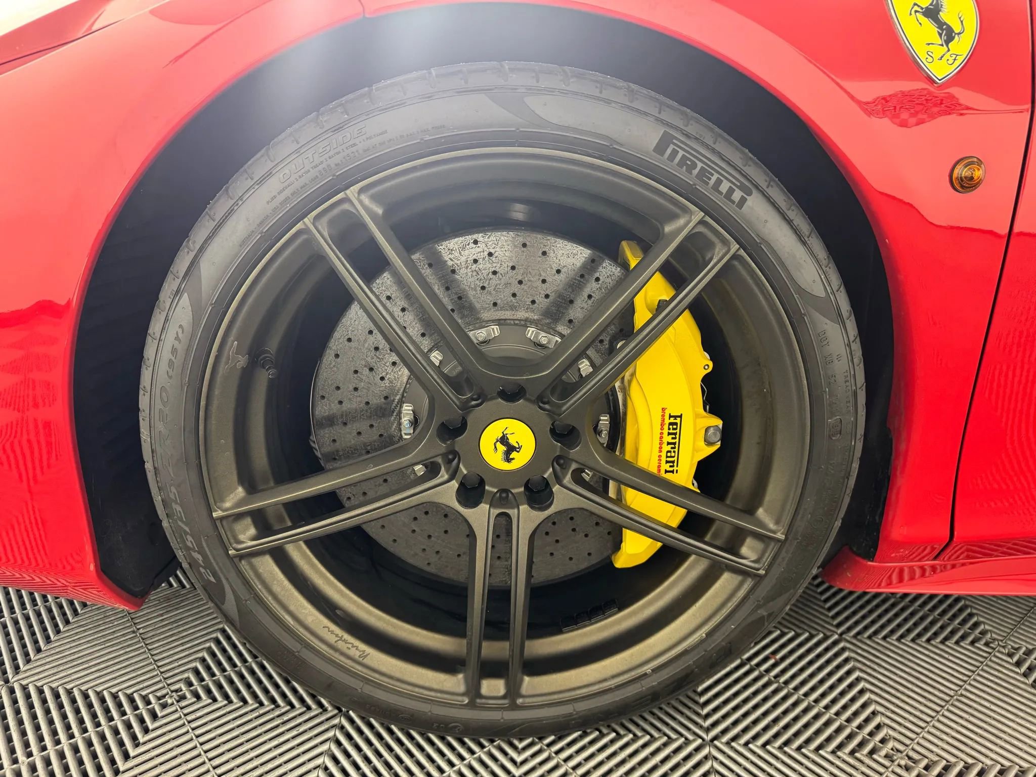 Used 2013 Ferrari 458 Italia Coupe image 36