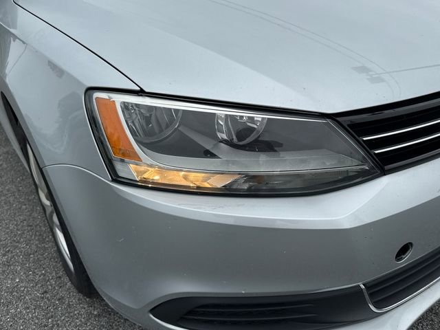 Used 2013 Volkswagen Jetta SE FWD image 10