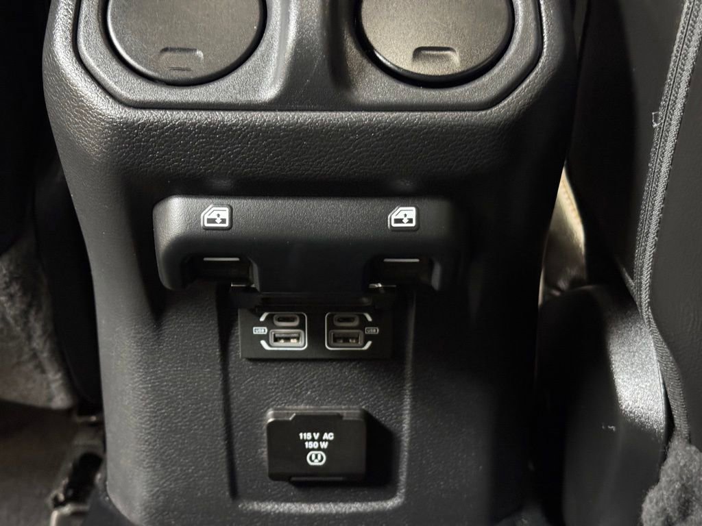 Used 2021 Jeep Wrangler Unlimited Sahara image 18