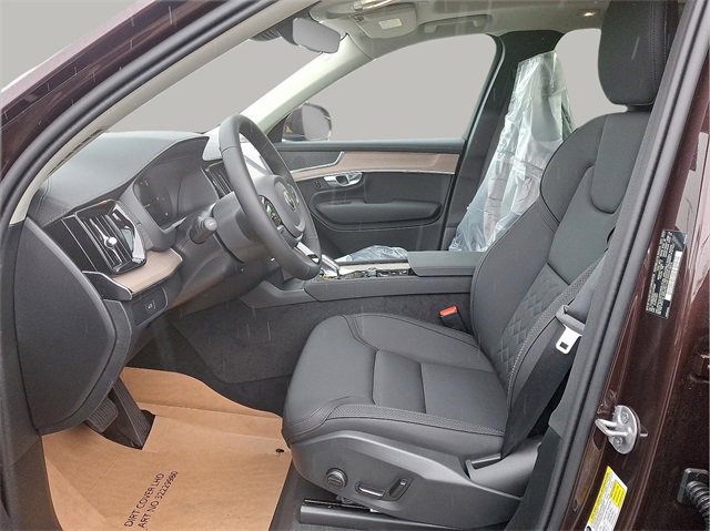 New 2025 Volvo XC90 B6 Core w/ Climate Package image 12