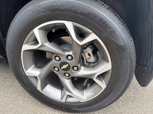 Used 2025 Chevrolet Trax LT FWD image 9