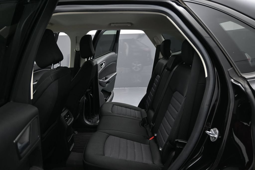 Used 2023 Ford Edge SE AWD/4WD image 15