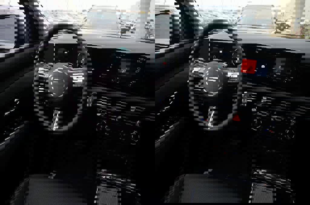 New 2026 Hyundai Tucson Limited image 10