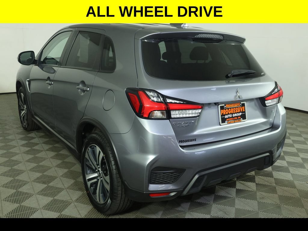 Used 2024 Mitsubishi Outlander Sport SE AWD/4WD image 4