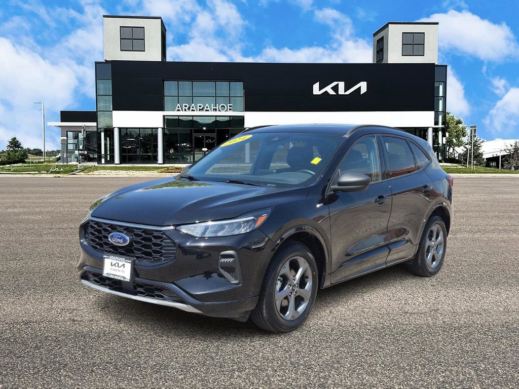 Used 2024 Ford Escape ST-Line image 4