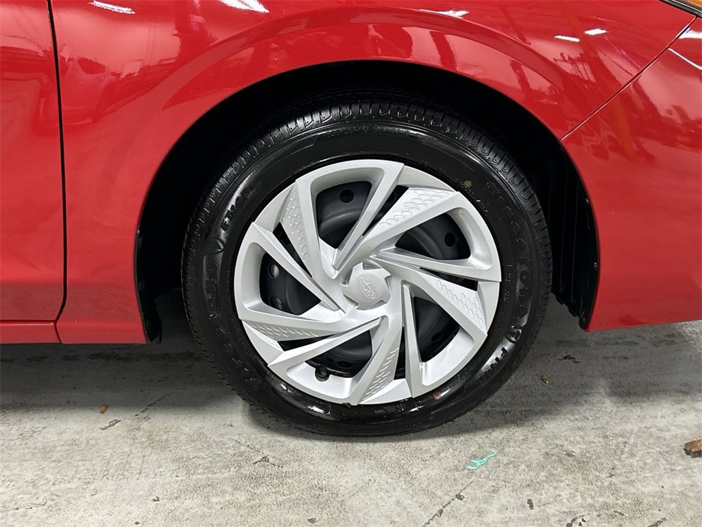 Certified 2025 Subaru Impreza 2.0i image 13