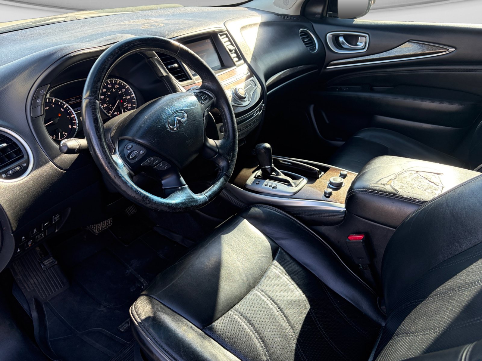 Used 2015 INFINITI QX60 FWD w/ Driver Assistance Package image 19