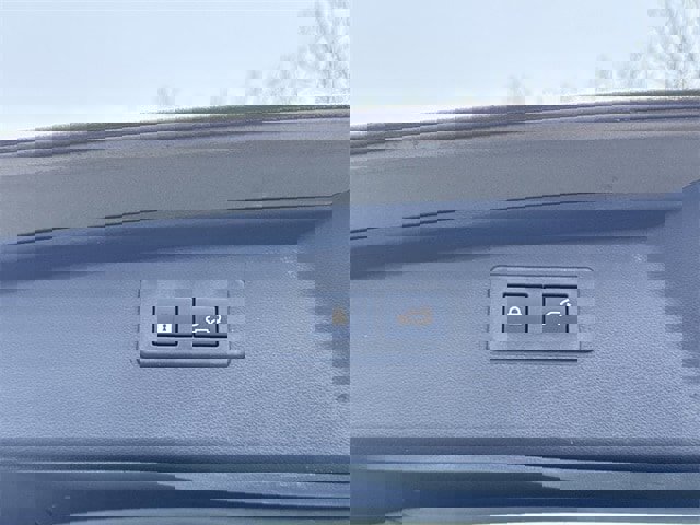 Certified 2025 Subaru Outback Onyx Edition XT w/ Popular Package #2 image 16