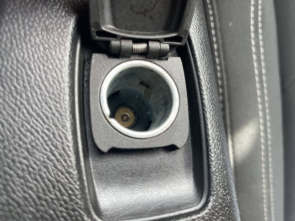 Used 2020 Chevrolet Camaro LT image 39