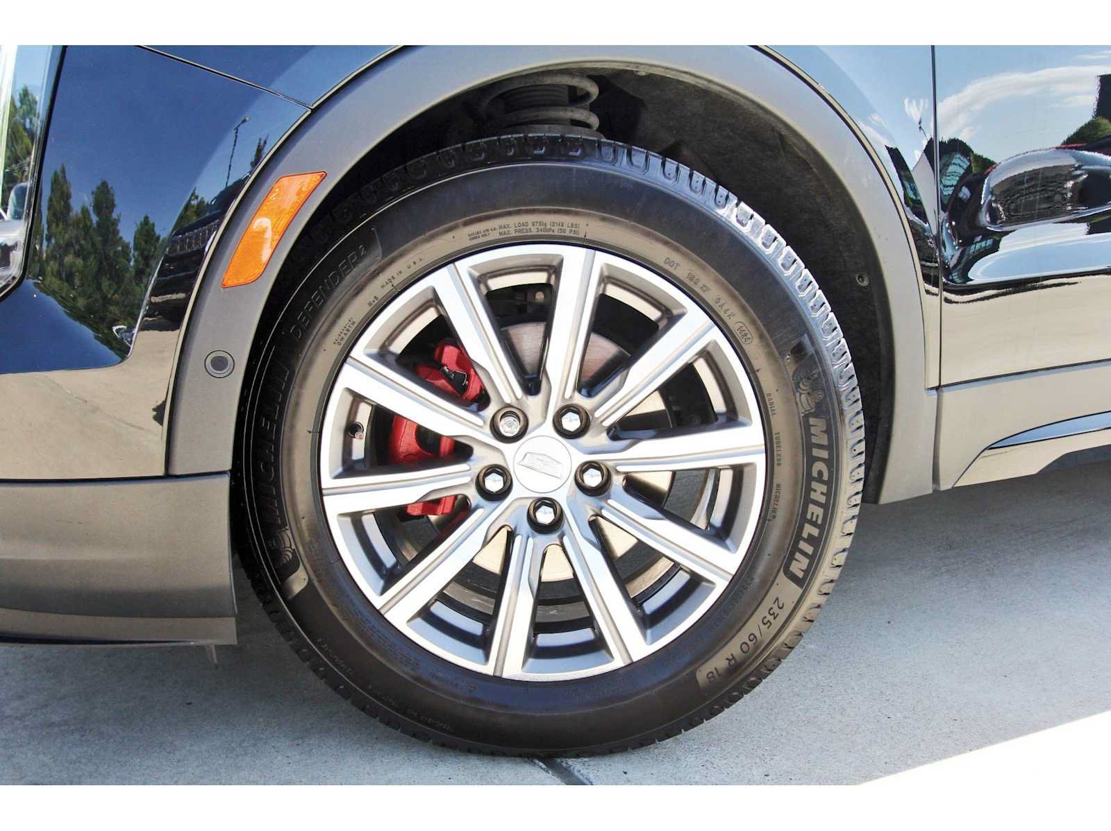 Used 2021 Cadillac XT4 Sport w/ Enhanced Visibility Package FWD image 28