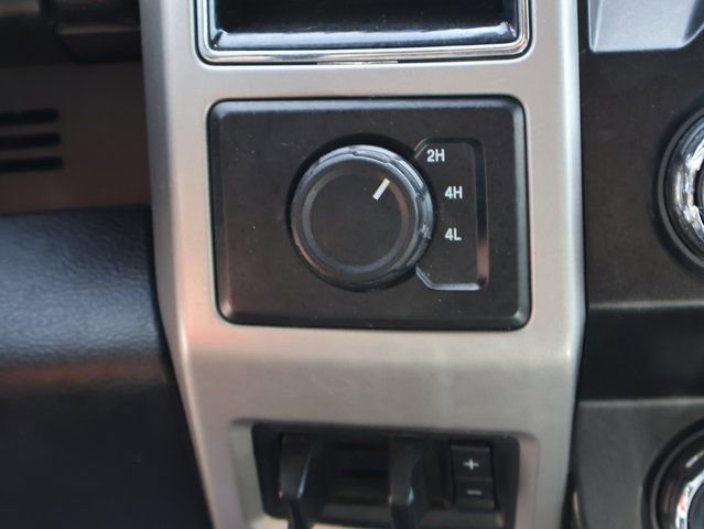 Used 2020 Ford F250 Lariat w/ Lariat Value Package image 32