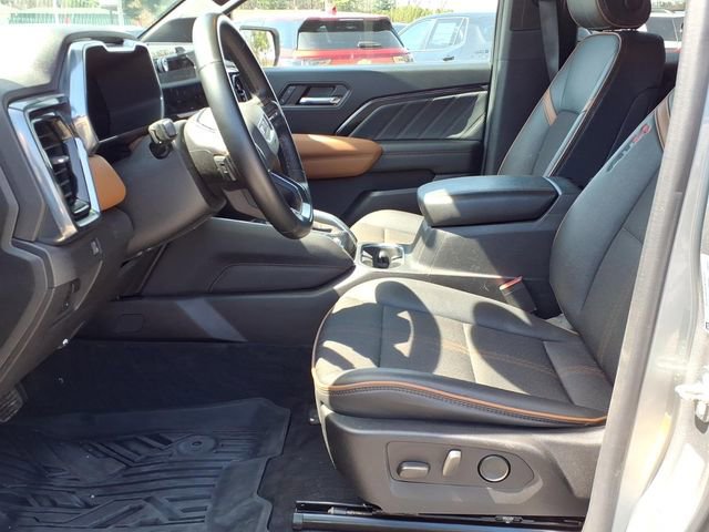 Used 2023 GMC Canyon AT4 w/ Technology Package AWD/4WD image 18