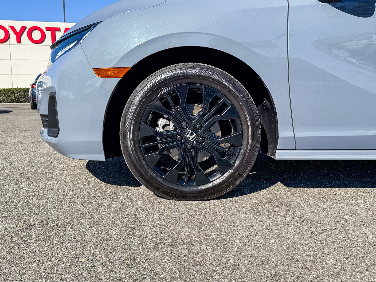 Used 2025 Honda Odyssey Sport-L image 11