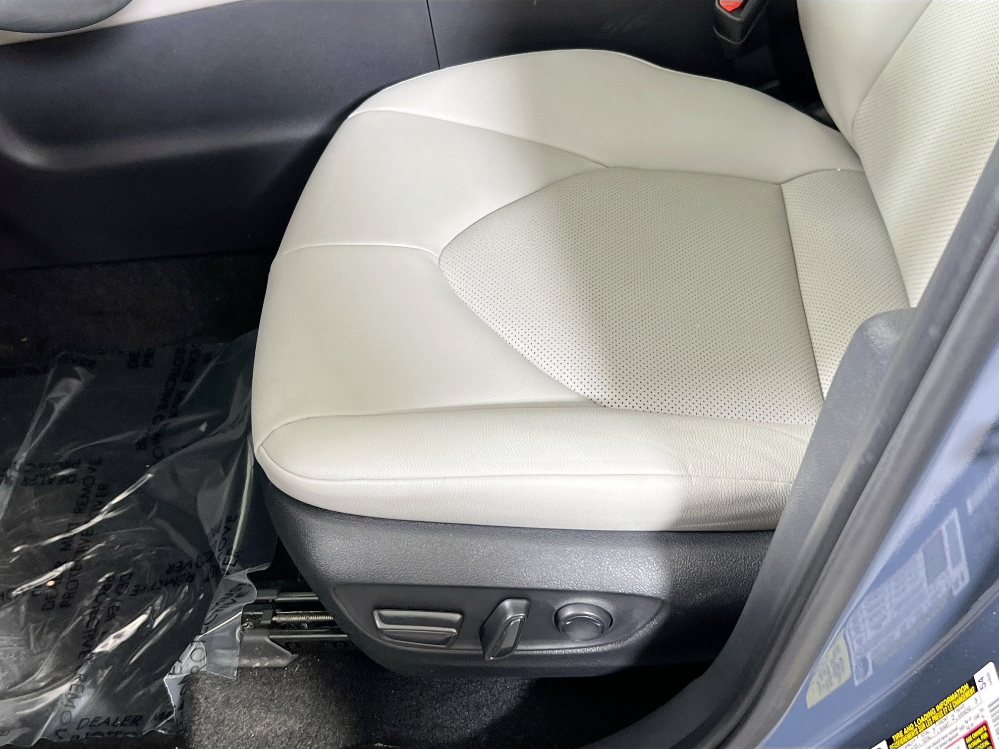 Used 2025 Toyota Grand Highlander AWD image 19