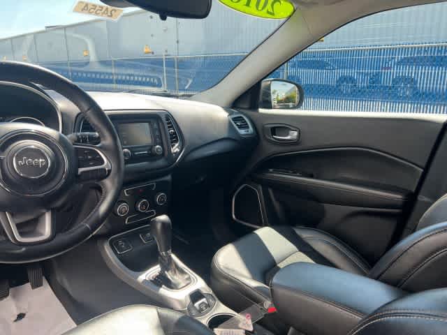 Used 2018 Jeep Compass Latitude image 17