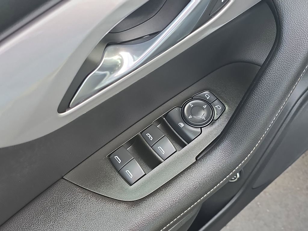 Used 2023 Chevrolet Blazer LT w/ Convenience Package image 18