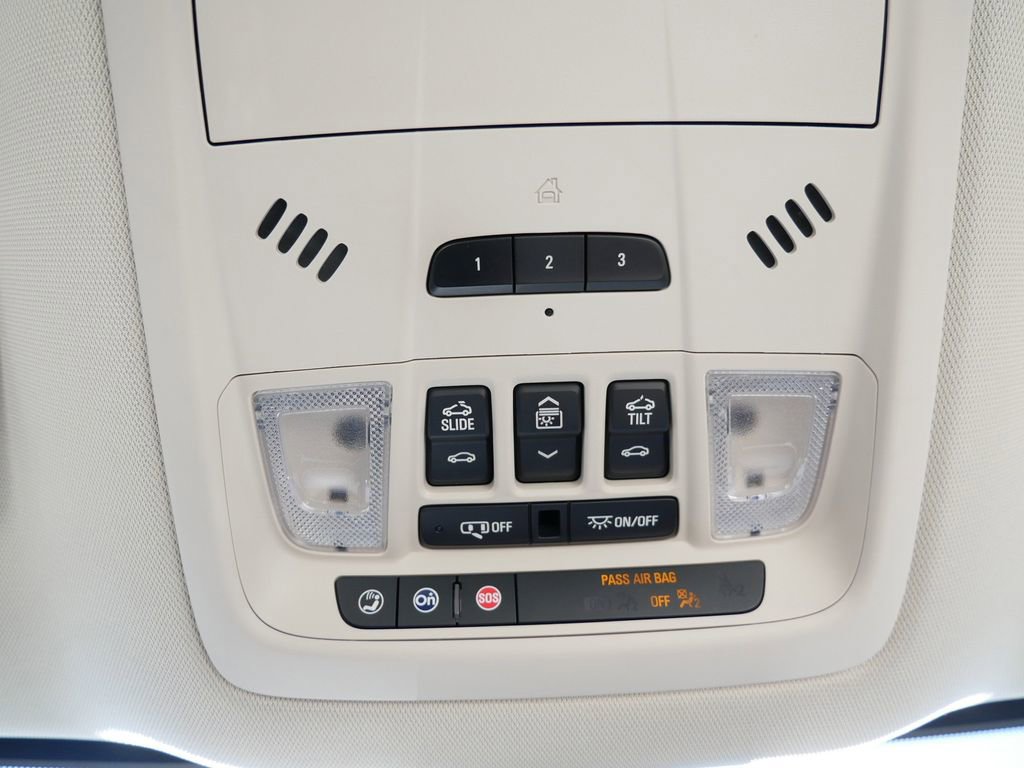 Used 2023 Buick Enclave Avenir w/ Avenir Technology Package AWD/4WD image 26