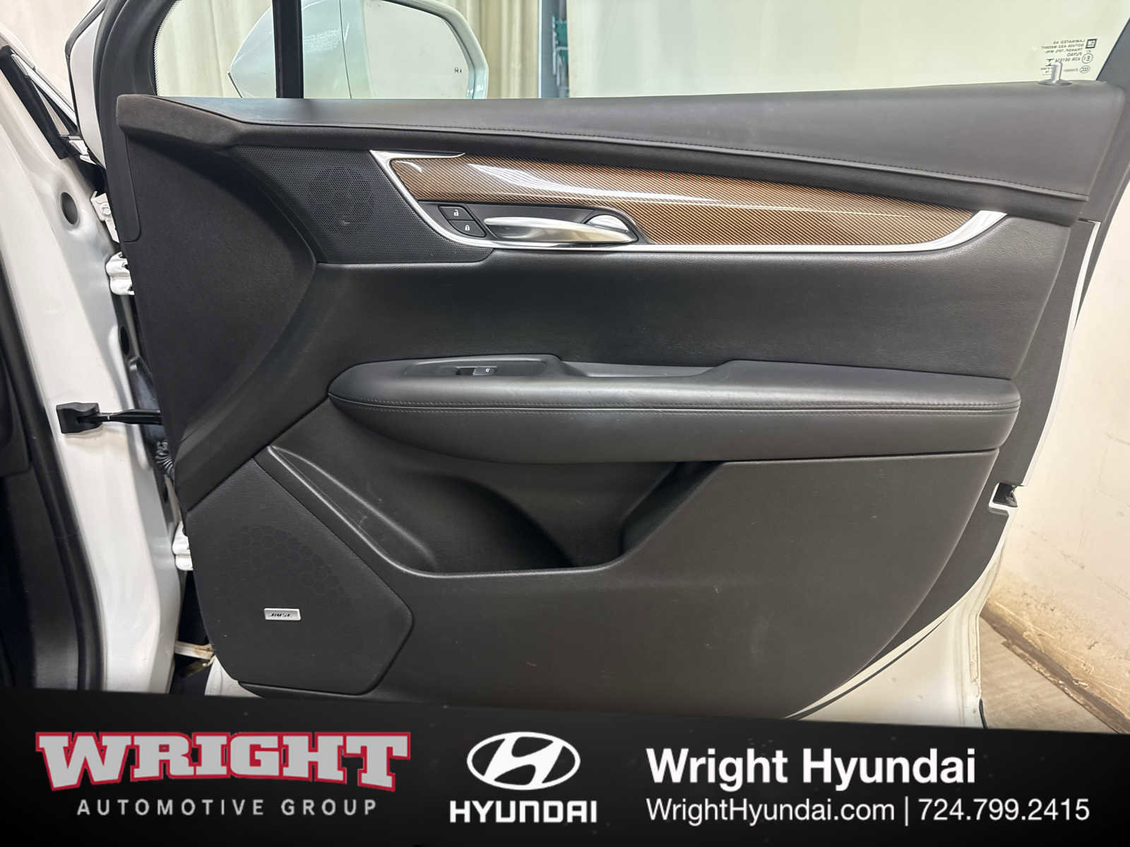 Used 2017 Cadillac XT5 Platinum AWD/4WD image 17