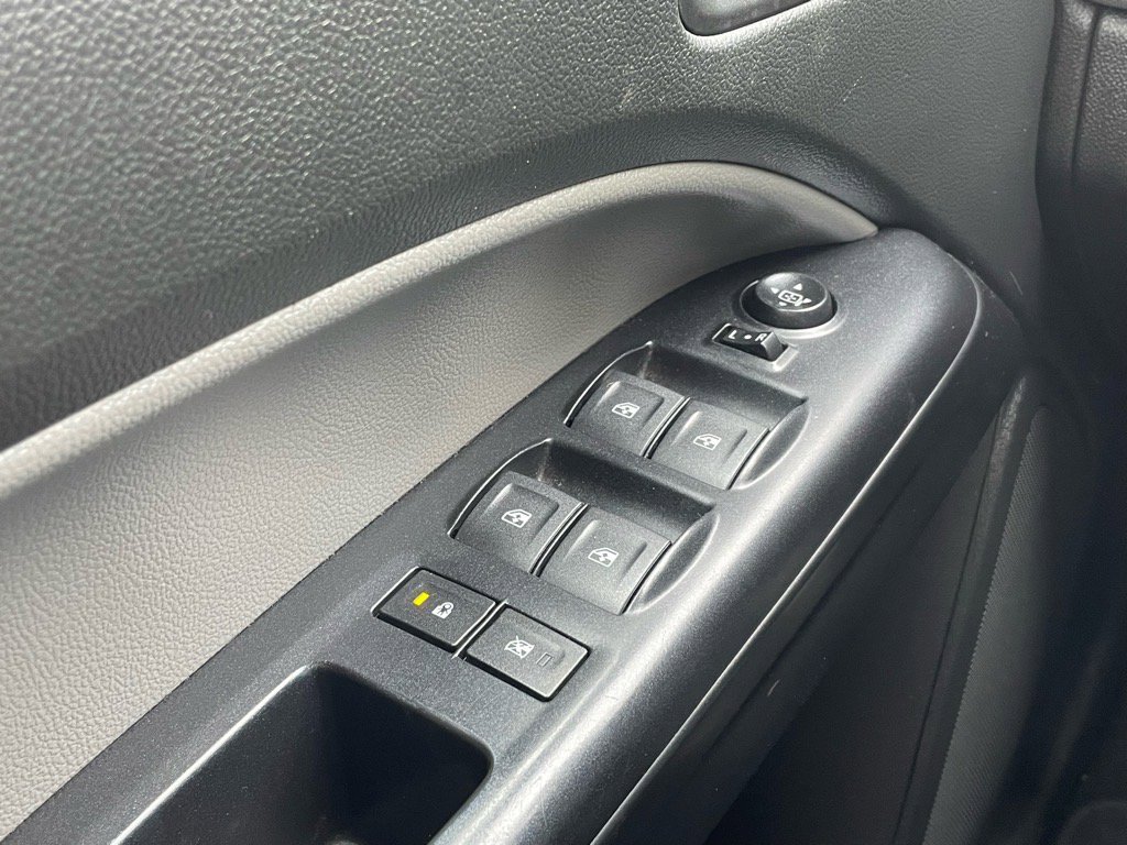 Used 2021 Chevrolet Colorado W/T w/ Custom Special Edition image 16