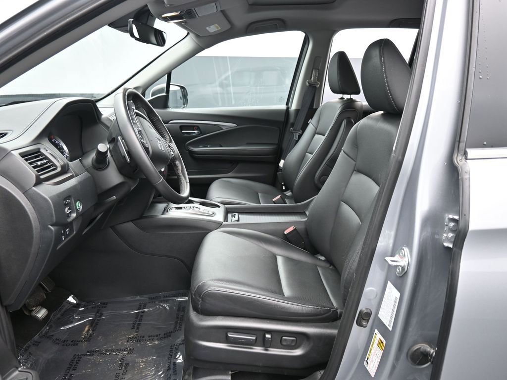 Certified 2023 Honda Ridgeline RTL image 32