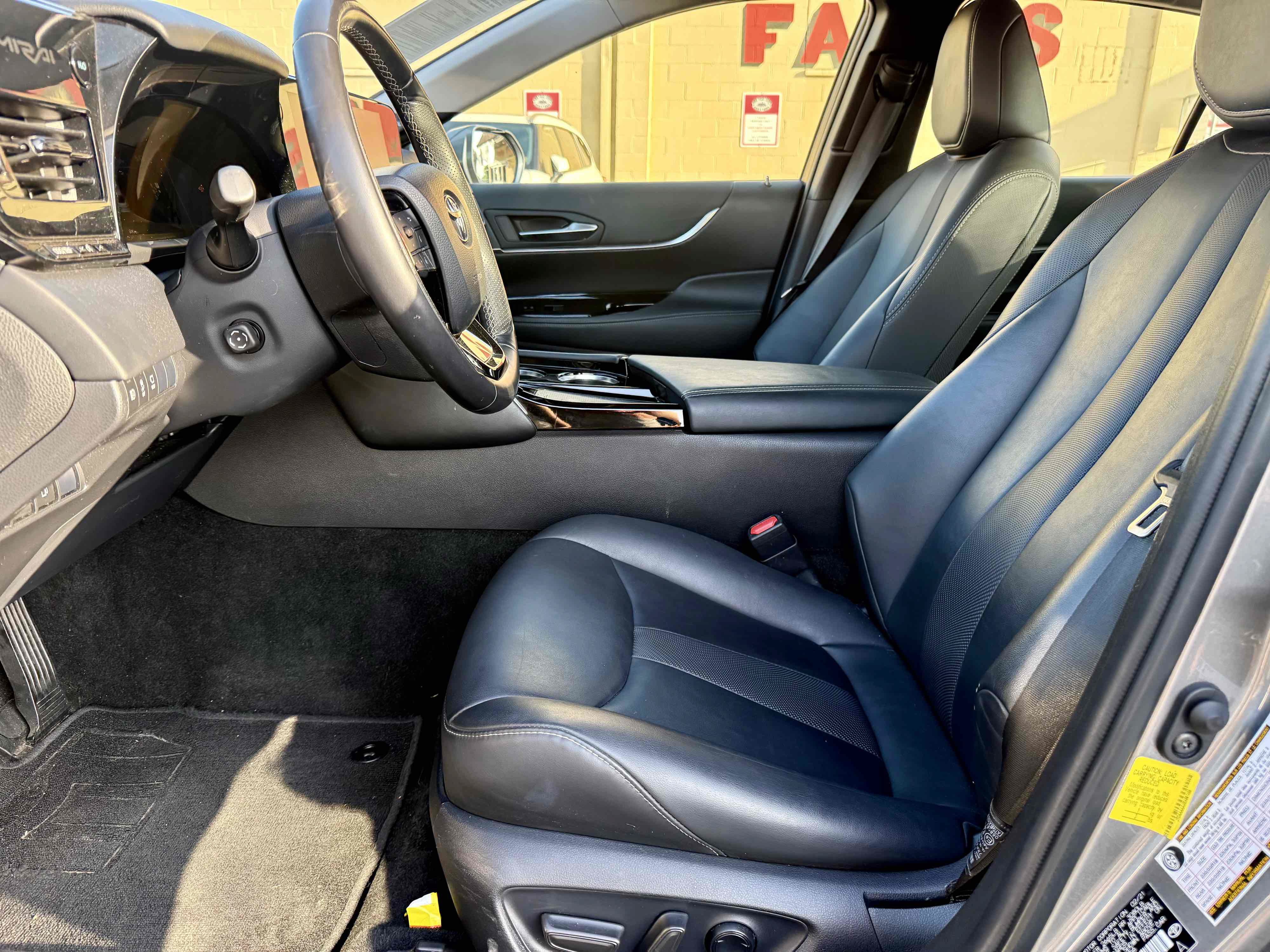 Used 2021 Toyota Mirai w/ Advanced Technology Package RWD image 13