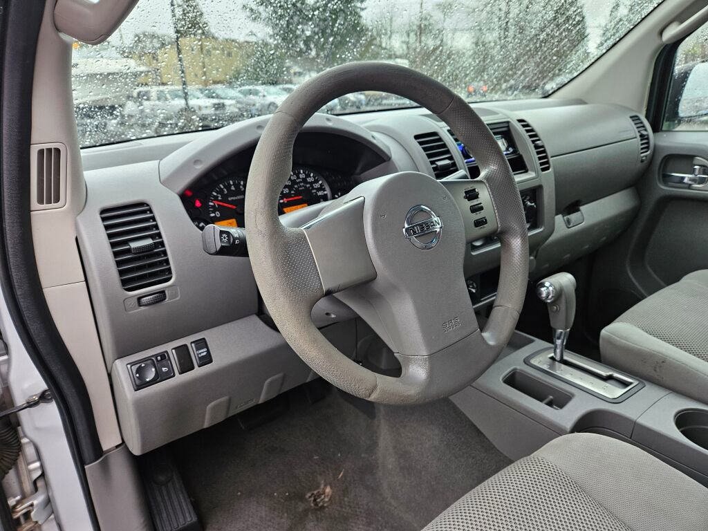 Used 2008 Nissan Frontier SE w/ SE Value Truck Pkg image 16