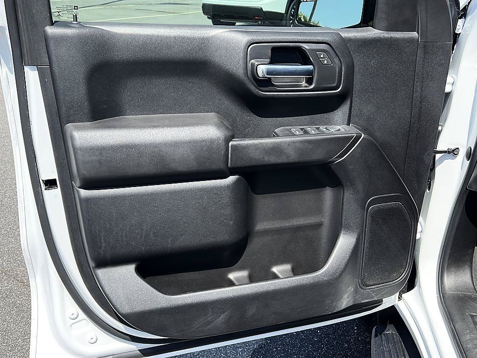 Used 2023 Chevrolet Silverado 1500 Custom AWD/4WD image 19