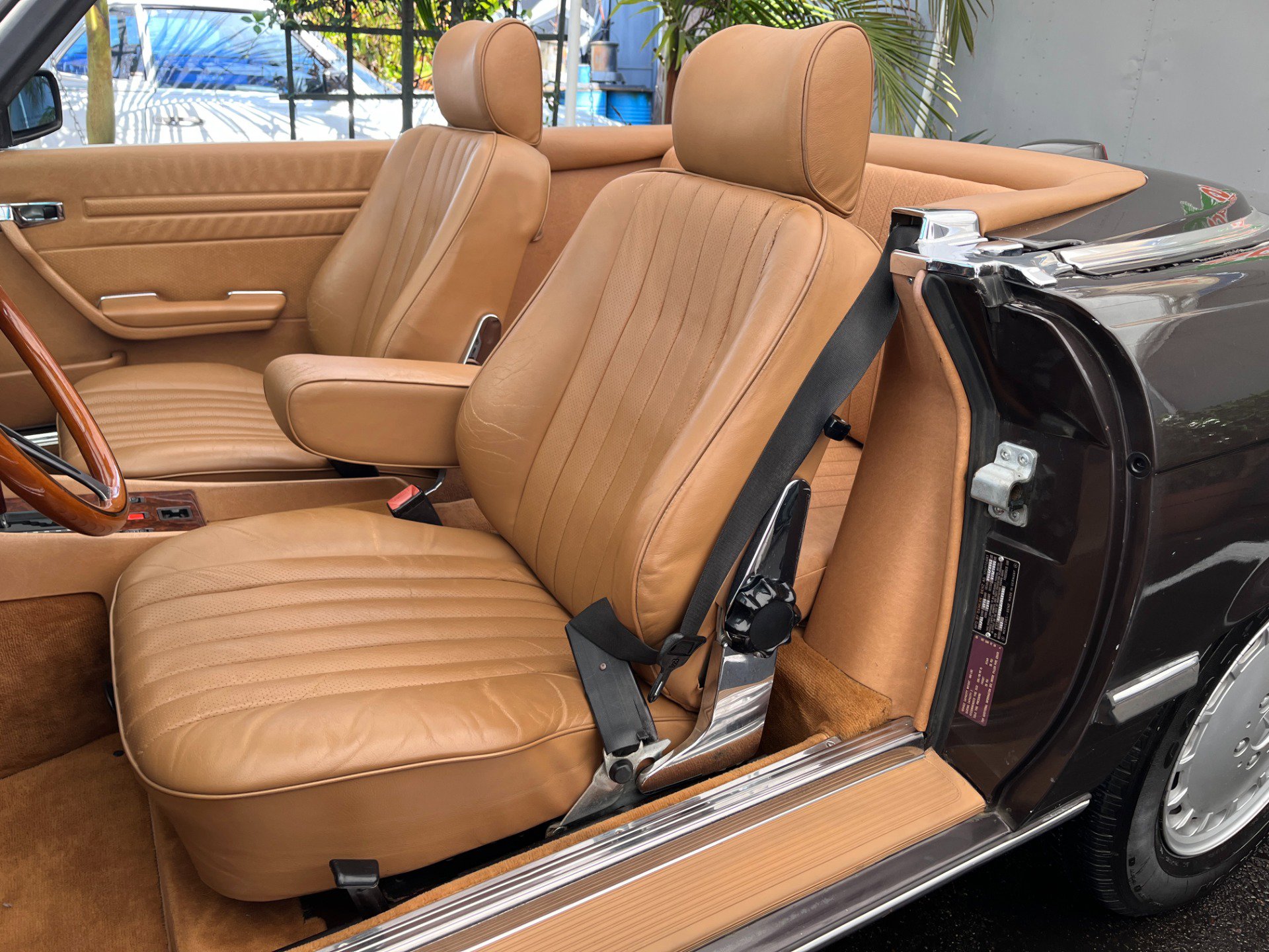 Used 1987 Mercedes-Benz 560 SL image 28