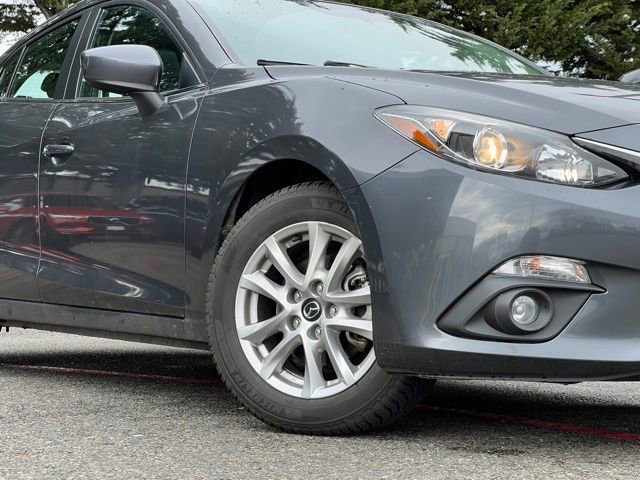 Used 2015 MAZDA MAZDA3 i Grand Touring image 2