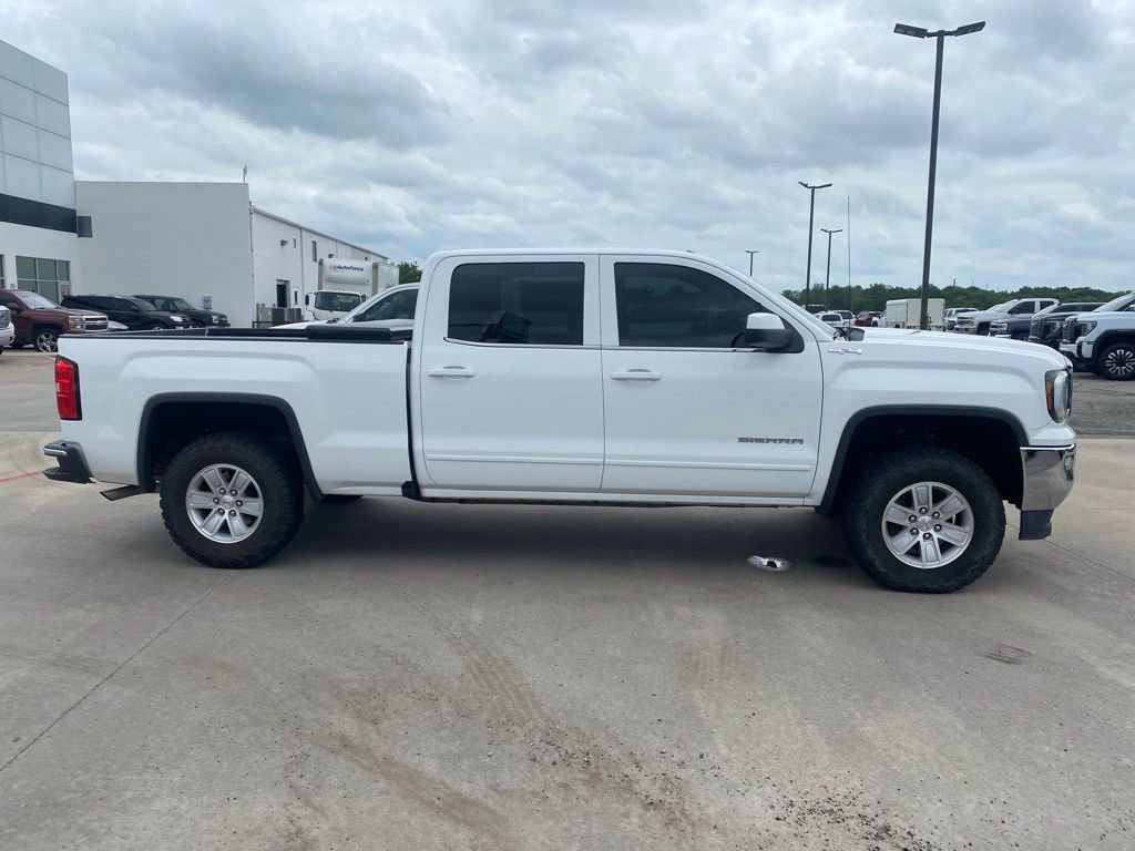 Used 2018 GMC Sierra 1500 SLE w/ SLE Value Package AWD/4WD image 6