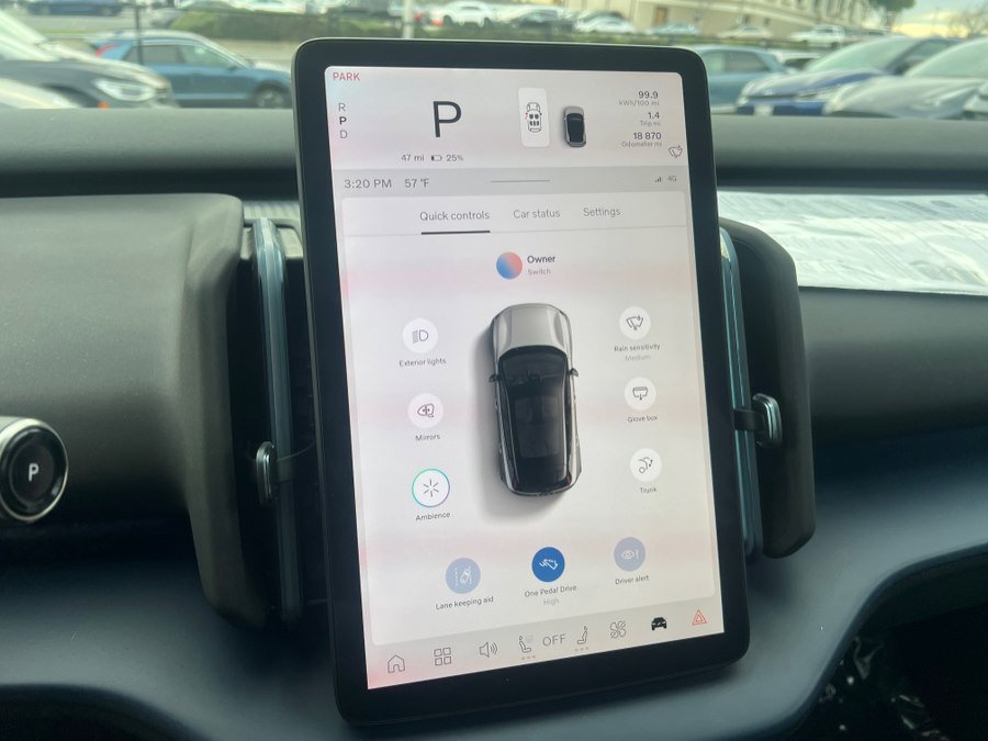 Used 2025 Volvo EX30 Ultra image 21