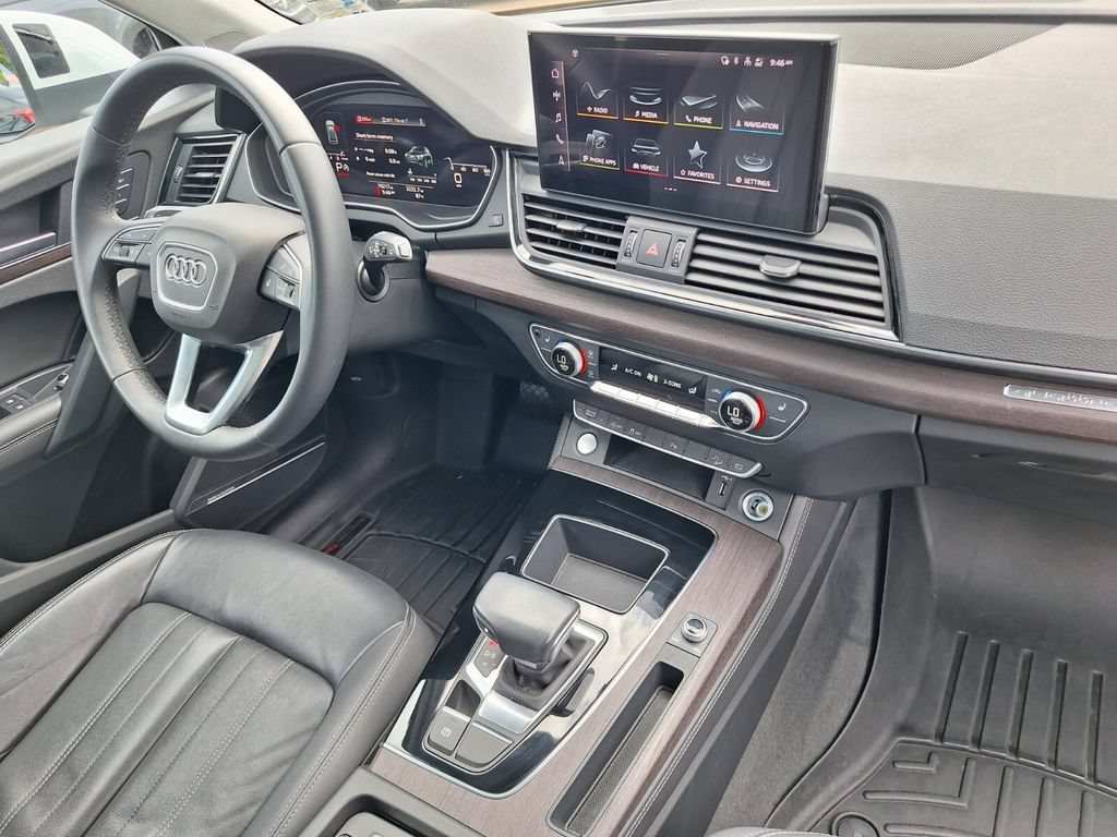 Used 2021 Audi Q5 2.0T Premium Plus AWD/4WD image 27