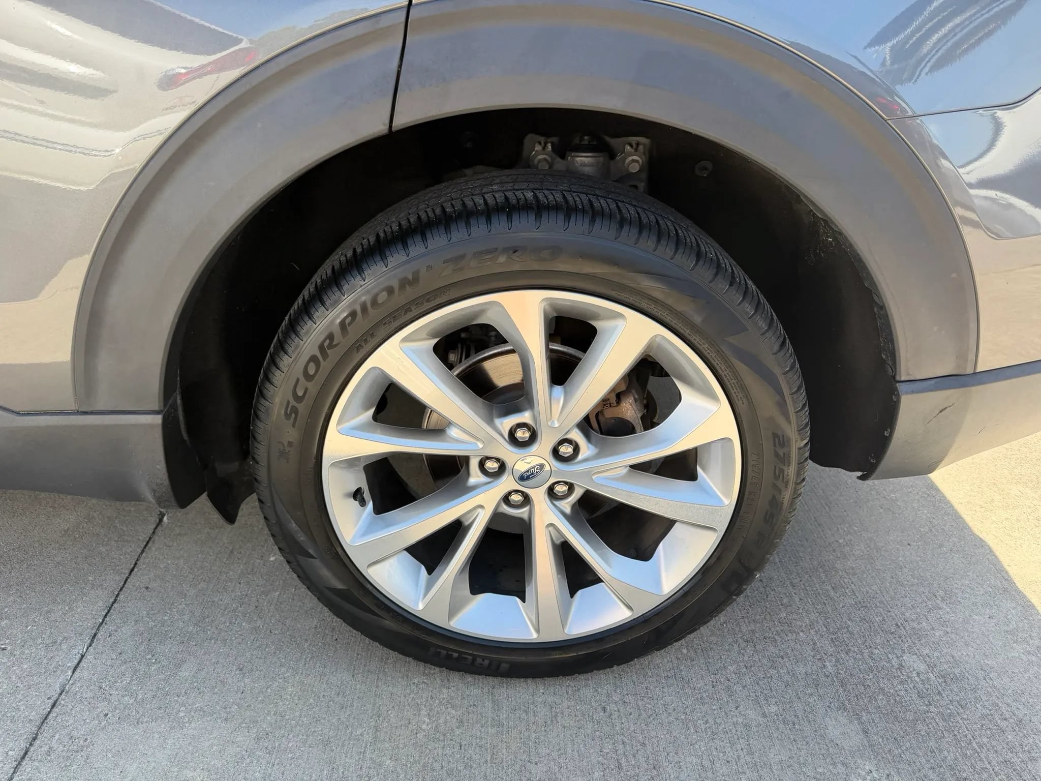 Used 2021 Ford Explorer Platinum w/ Equipment Group 601A AWD/4WD image 28