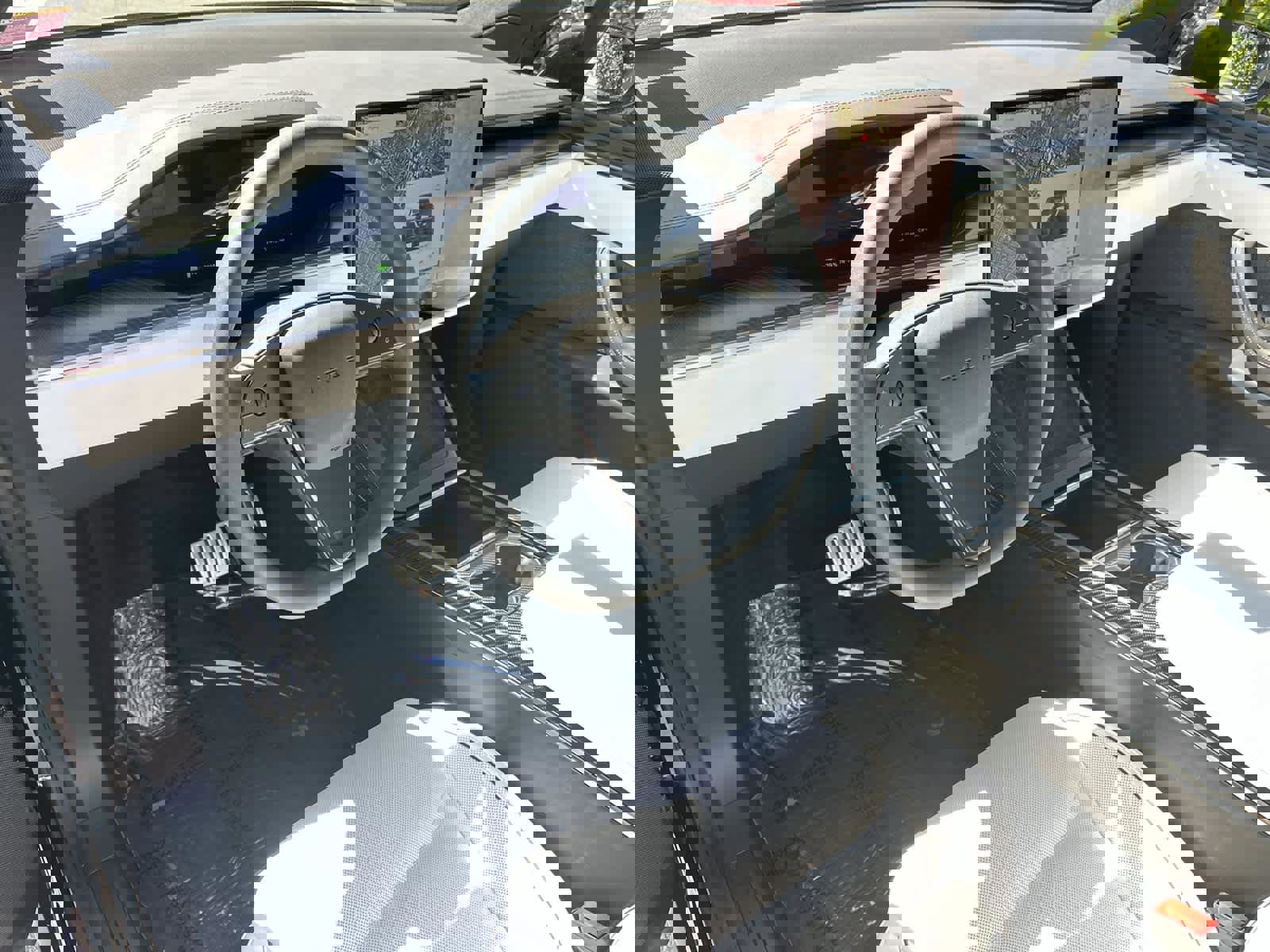 Used 2026 Tesla Model X Plaid image 2