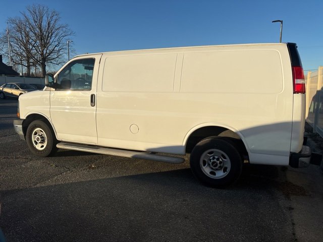 Used 2019 GMC Savana 2500 w/ Driver Convenience Package video 1