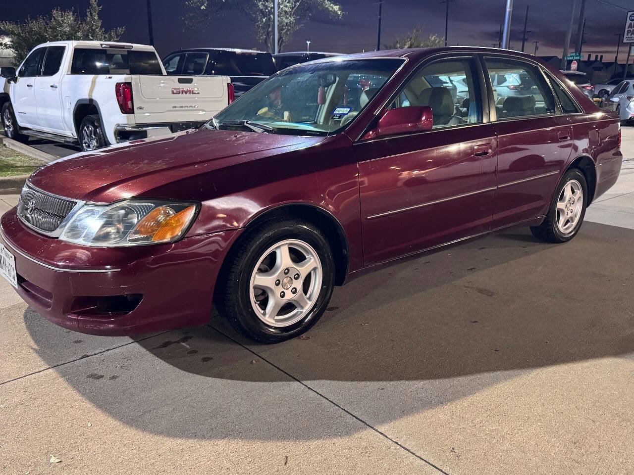 Used 2001 Toyota Avalon XL