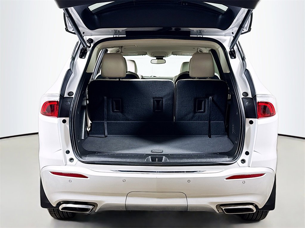 Certified 2024 Buick Enclave Essence image 23