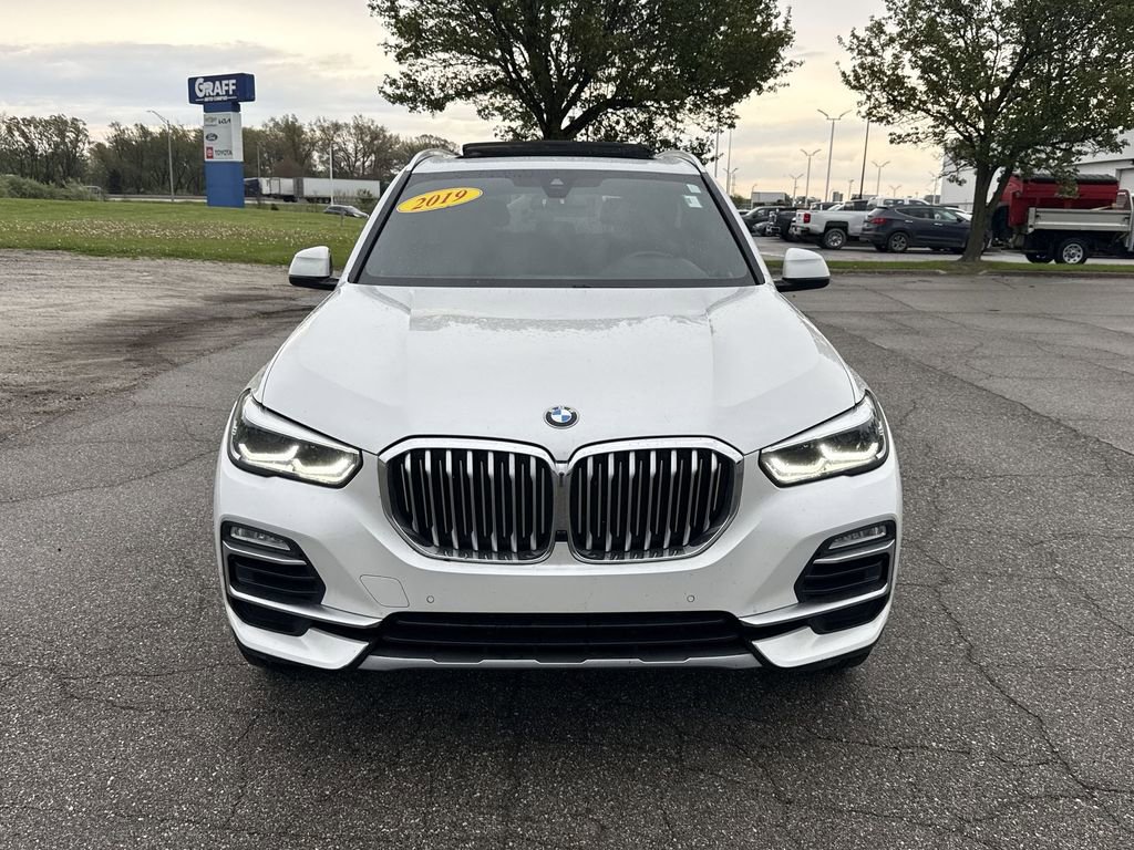 Used 2019 BMW X5 xDrive40i w/ Convenience Package AWD/4WD image 3