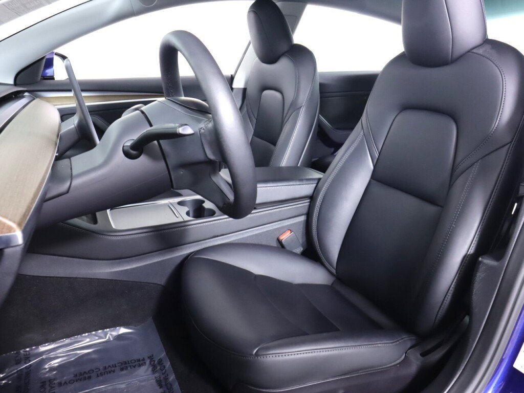 Used 2023 Tesla Model 3 Standard Range RWD image 31
