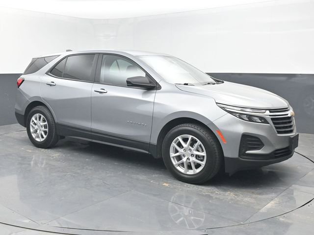 Used 2024 Chevrolet Equinox LS w/ LS Convenience Package image 7