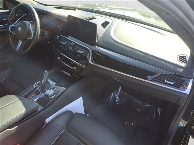 Used 2018 BMW M550i xDrive image 23