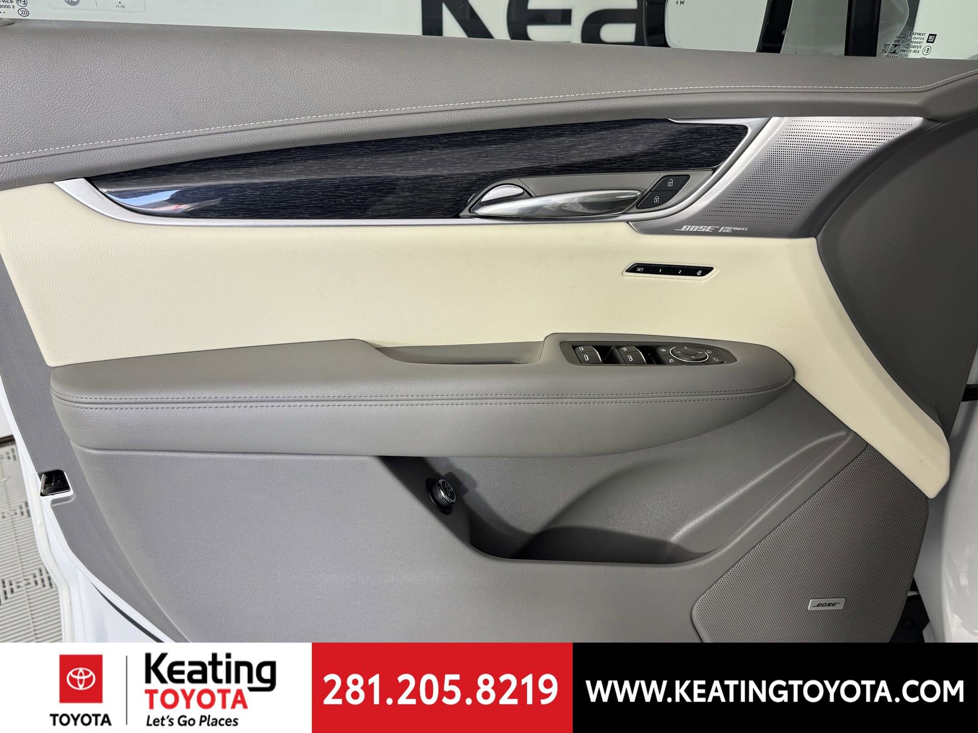Used 2023 Cadillac XT6 Premium Luxury w/ Technology Package image 11
