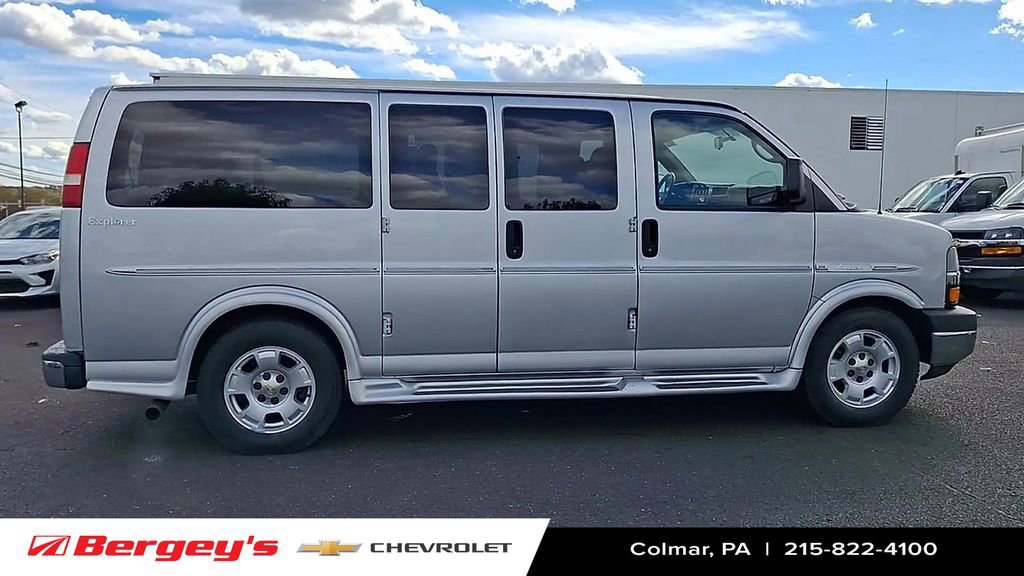 Used 2014 Chevrolet Express 1500 image 10