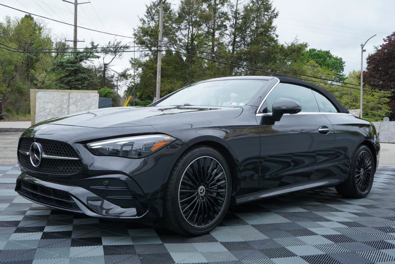 Used 2024 Mercedes-Benz CLE 450 4MATIC Cabriolet image 13