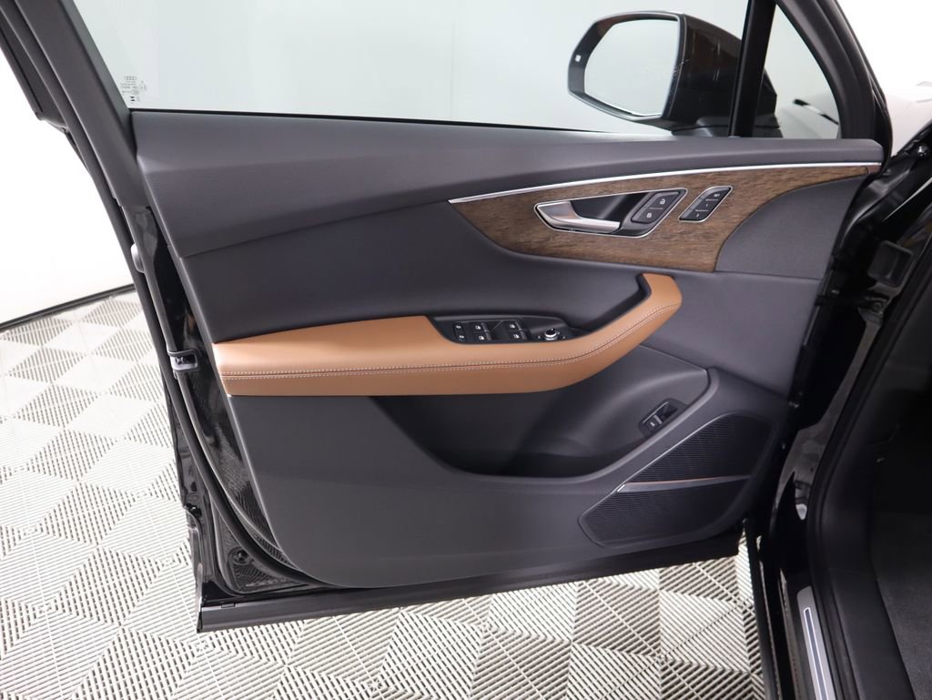 Used 2026 Audi Q7 3.0T Premium Plus w/ Premium Plus Package image 27