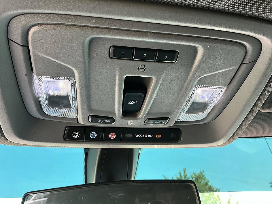 Used 2020 GMC Sierra 1500 SLE w/ SLE Value Package AWD/4WD image 16