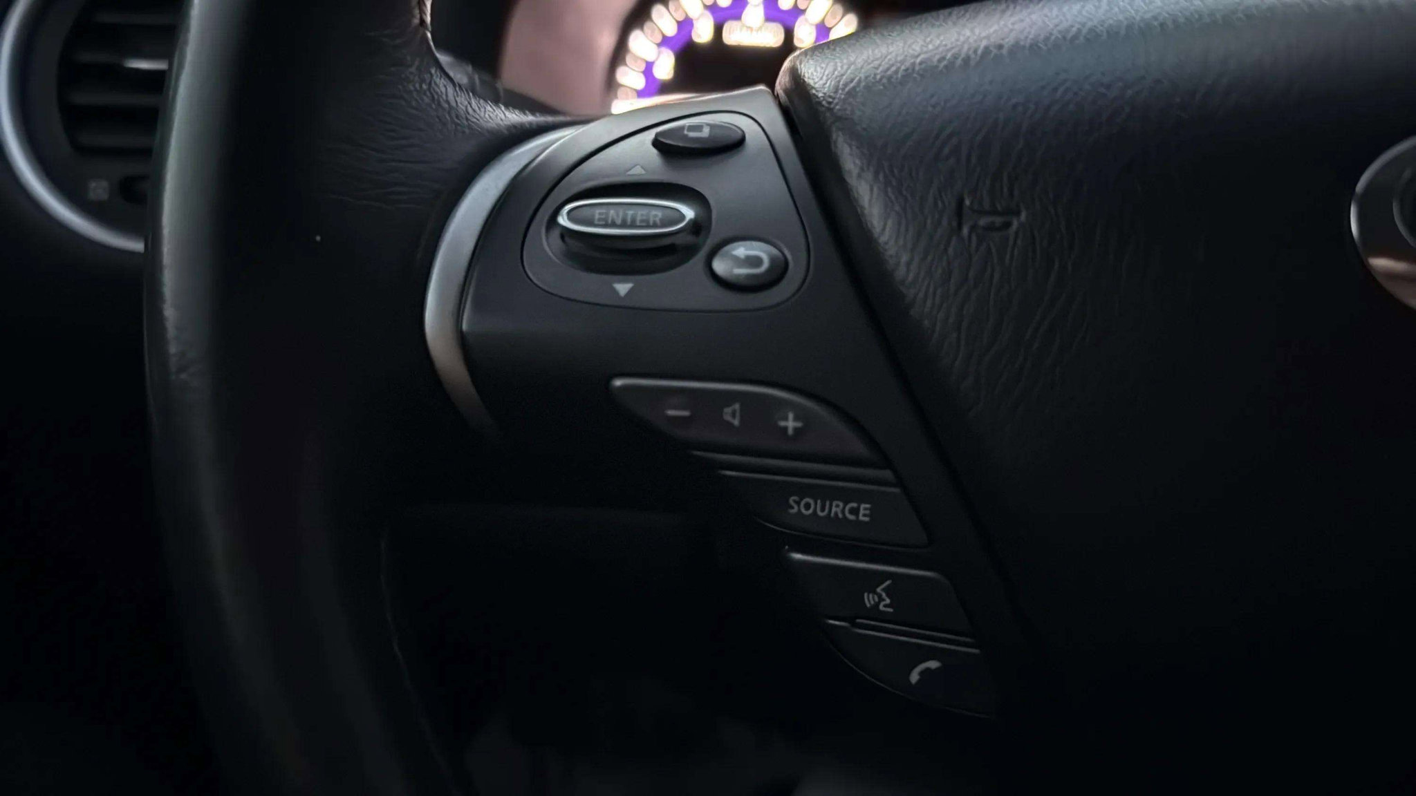 Used 2019 INFINITI QX60 Luxe image 25