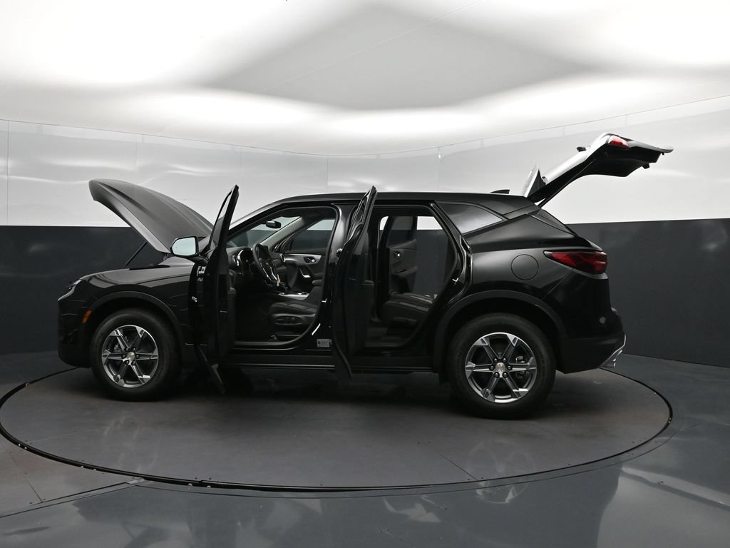 New 2026 Chevrolet Blazer LT FWD image 46