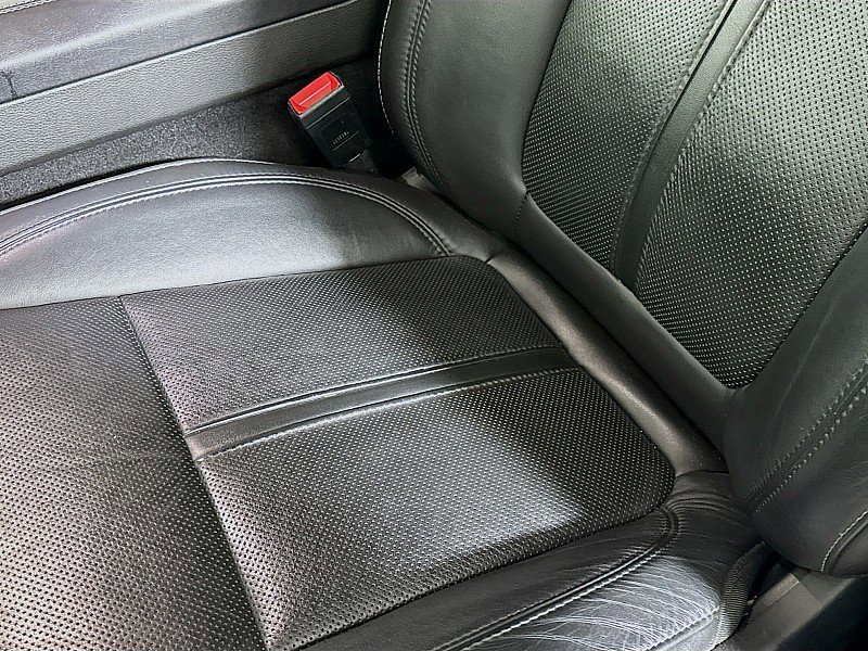 Used 2023 Jeep Wagoneer L Series III w/ Preferred Equipment Group image 21